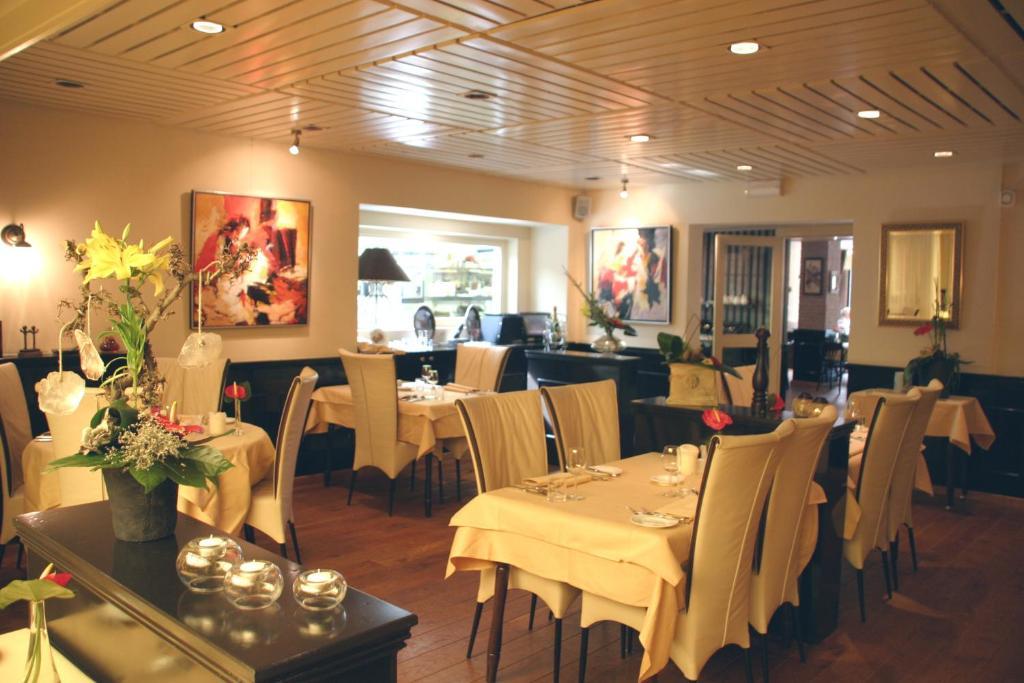 Hotel-Restaurant Krabbendam Someren エクステリア 写真