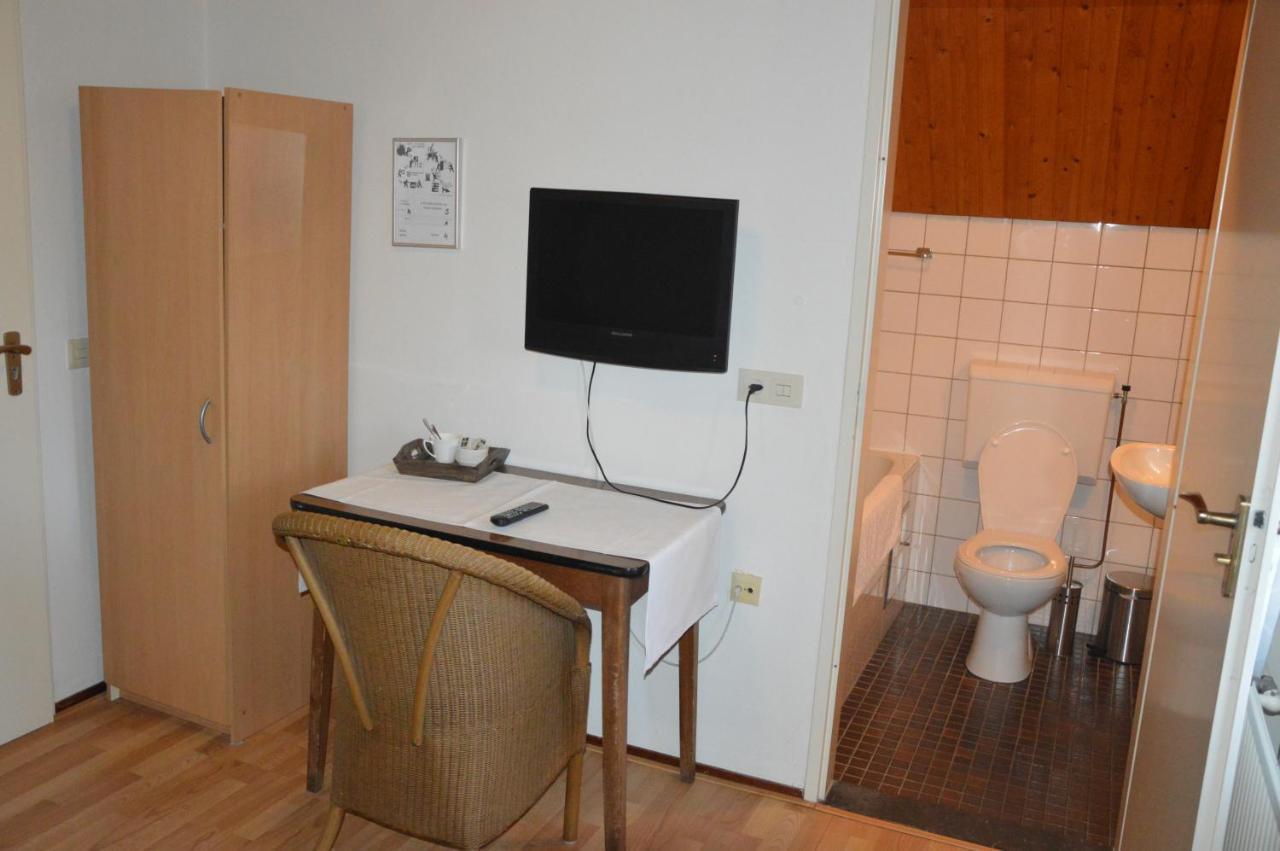 Hotel-Restaurant Krabbendam Someren エクステリア 写真