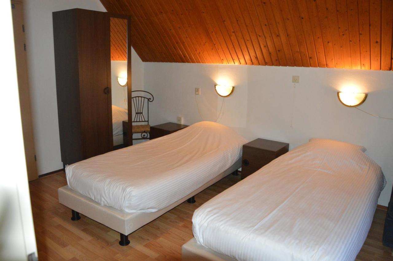 Hotel-Restaurant Krabbendam Someren エクステリア 写真